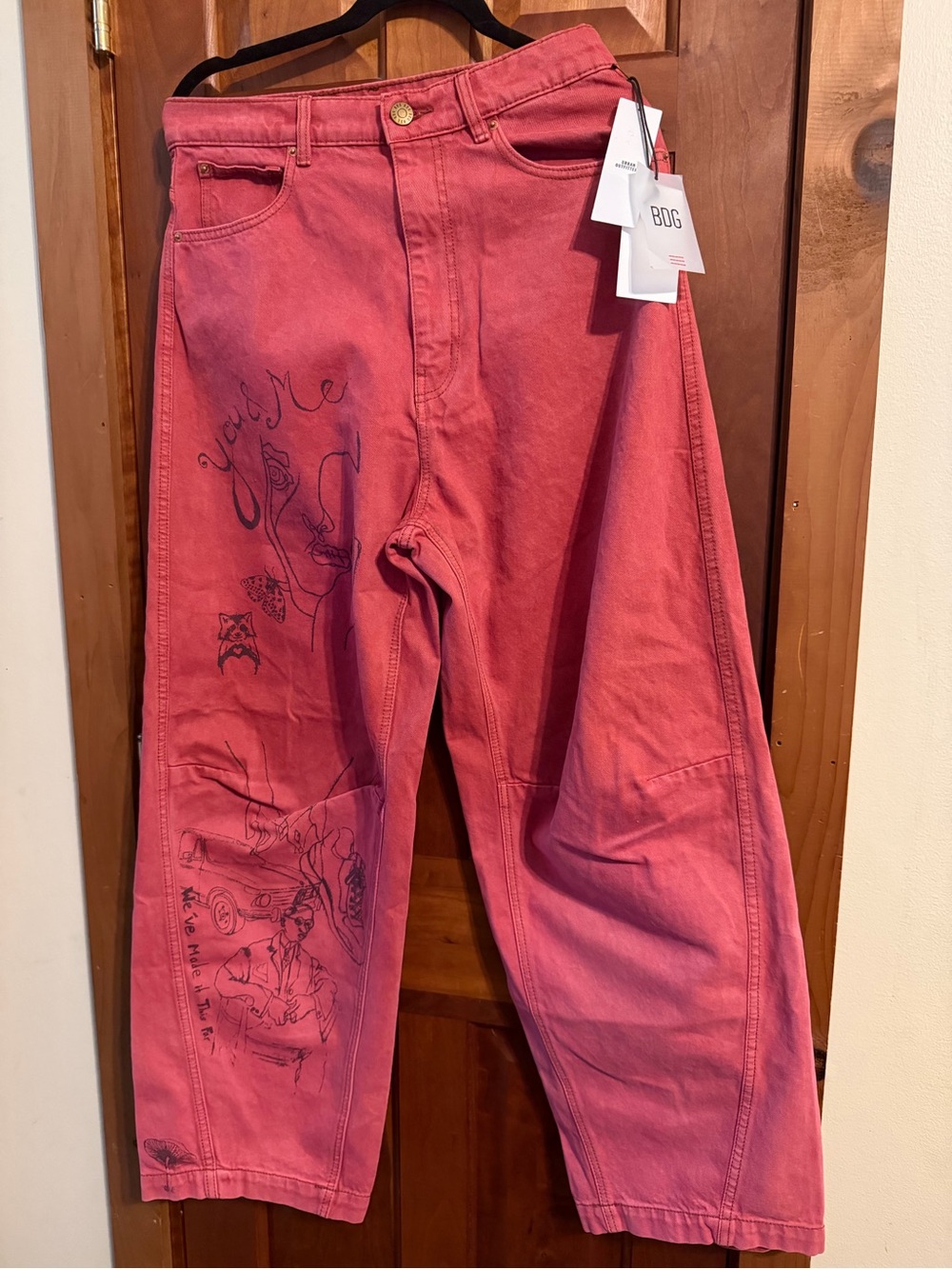 BDG Women’s Pink Graphic Barrel Jeans